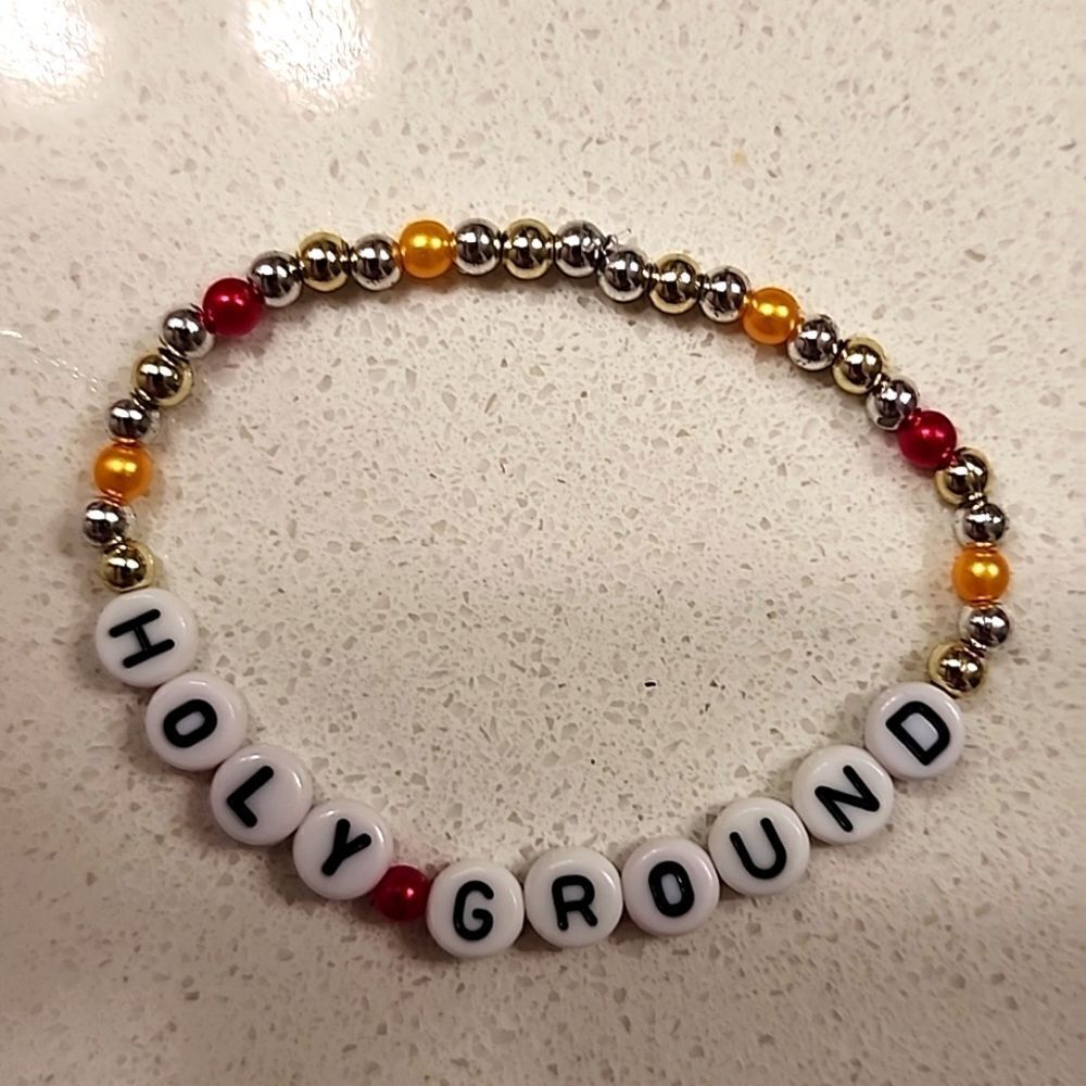 Taylor Swift Friendship Bracelet